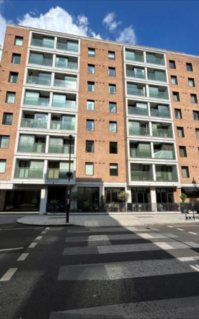 Hyde park square